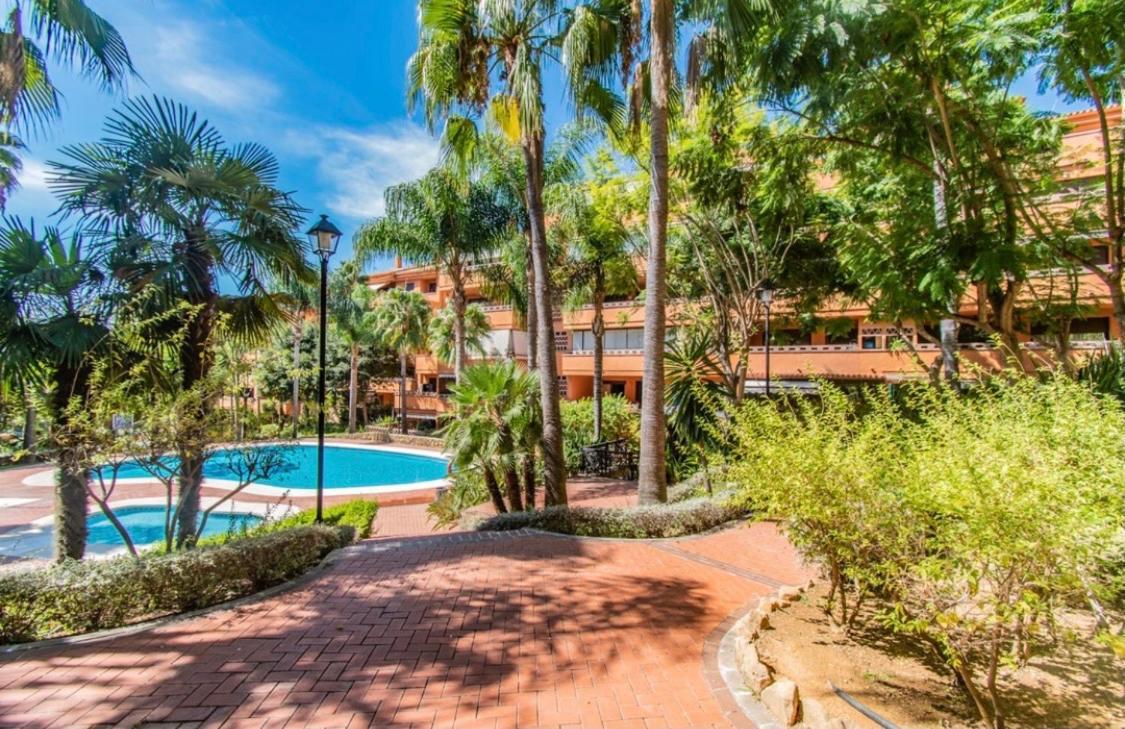 Apartamento Milla De Oro Marbella Ngoại thất bức ảnh